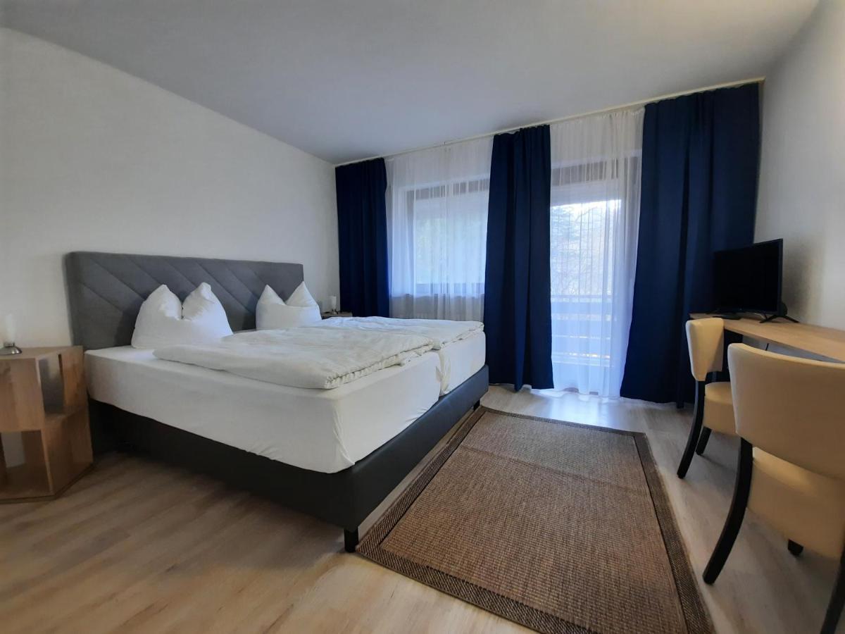Hotel Pension Bluechersruh Бад Бернек им Фихтелгебирге Екстериор снимка