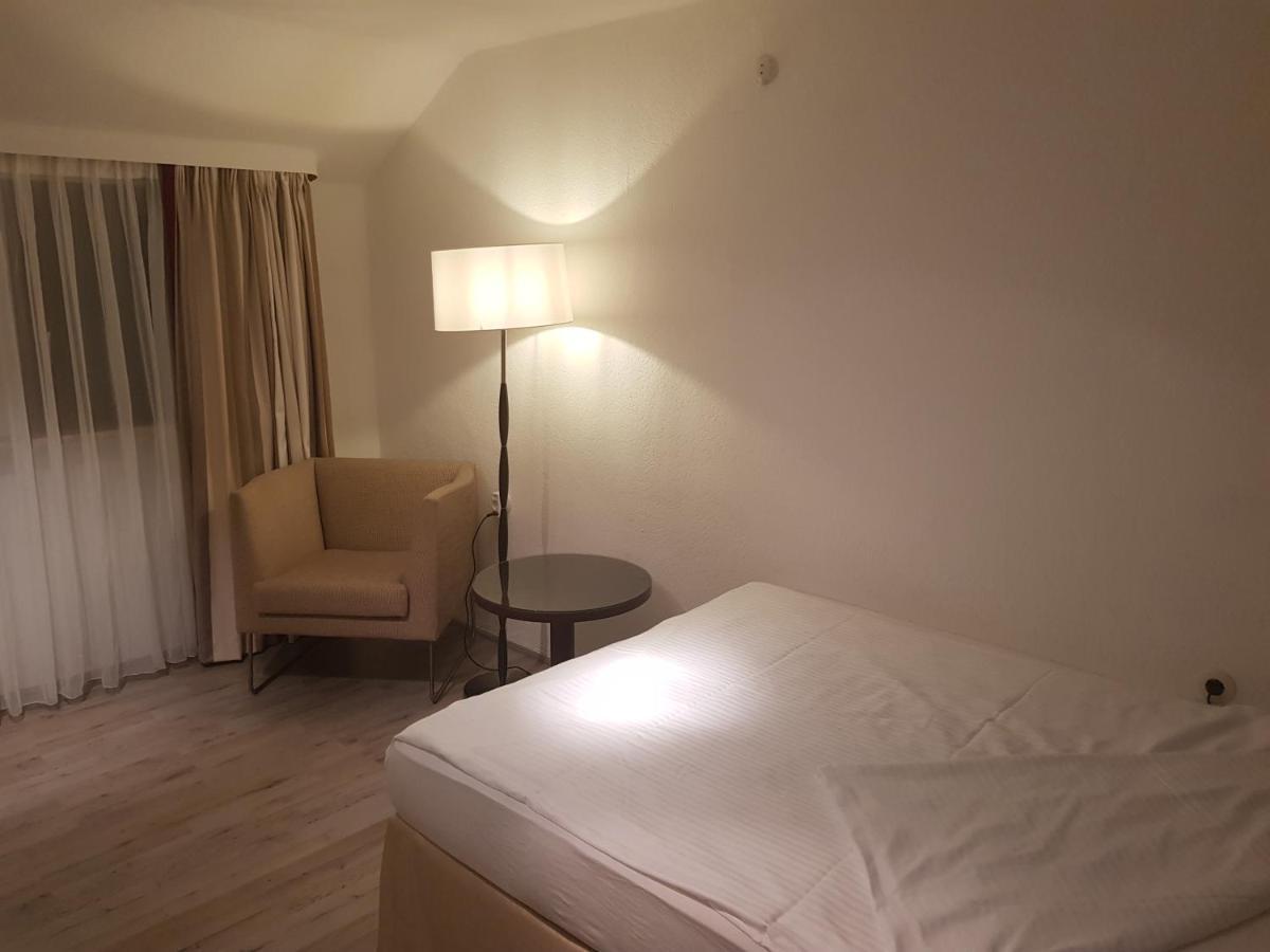 Hotel Pension Bluechersruh Бад Бернек им Фихтелгебирге Екстериор снимка